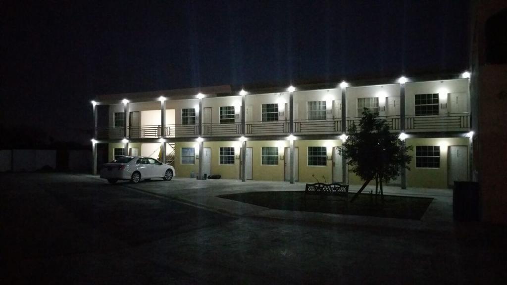 Hotel Estrella Matamoros  Extérieur photo